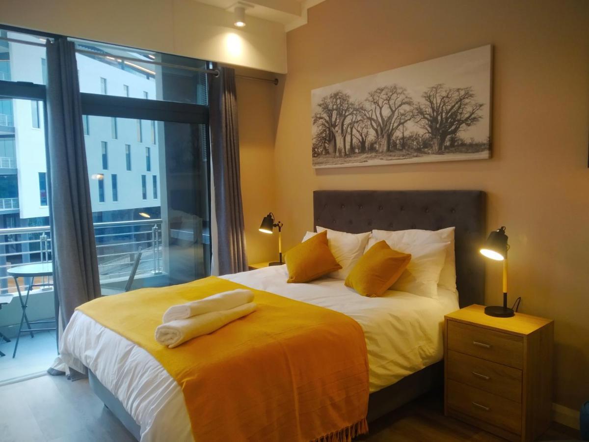 Menlyn Apartment - Studio Pretoria-Noord Kültér fotó