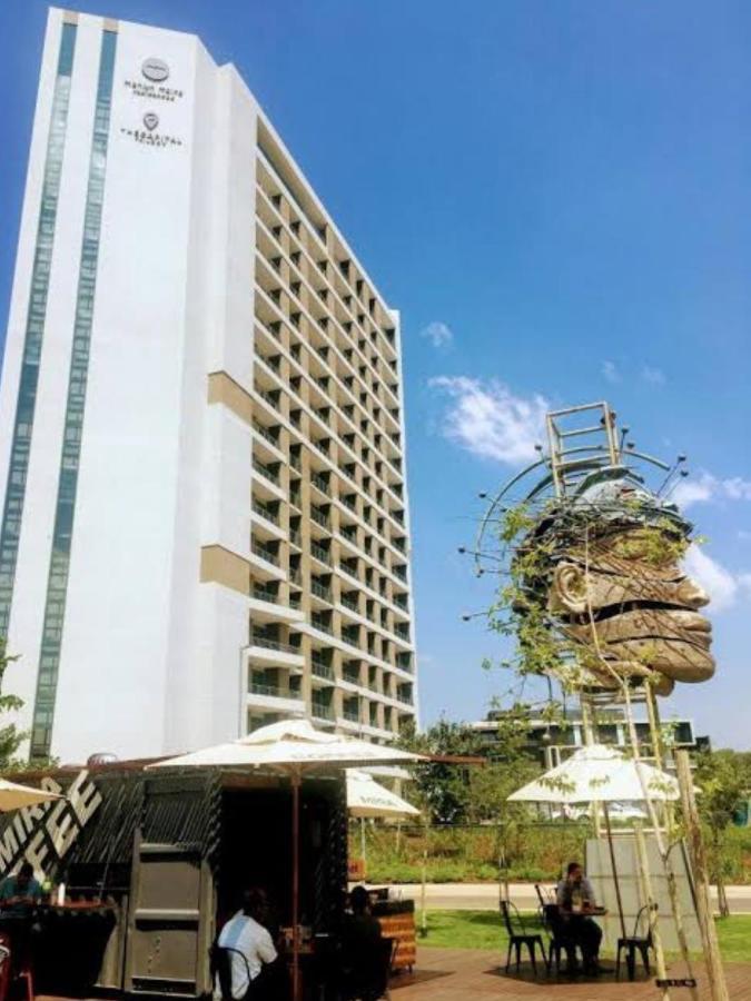 Menlyn Apartment - Studio Pretoria-Noord Kültér fotó